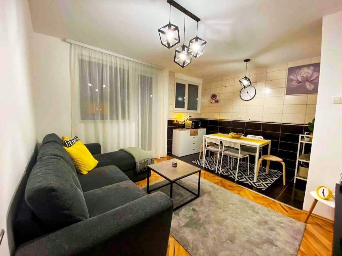 קולאסין Apartment Gabrijela מראה חיצוני תמונה