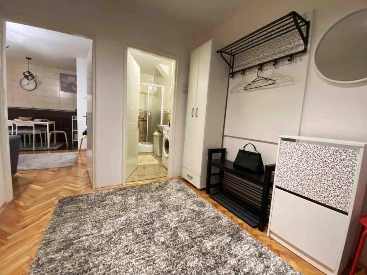 קולאסין Apartment Gabrijela מראה חיצוני תמונה